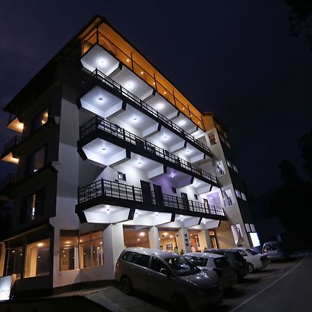 Oyo 6517 Satyam International Otel Dalhousie Dış mekan fotoğraf